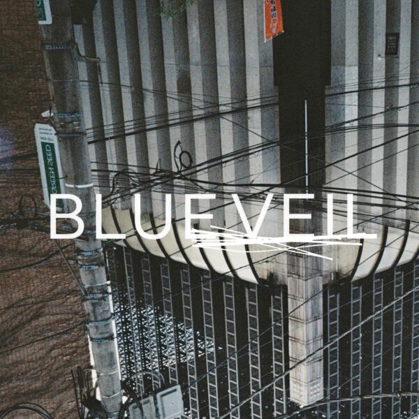 D005_SLEEVE Dreaming In Colour