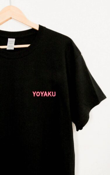 yoyakurose-27 YOYAKU T-SHIRT Black / Neon Magenta