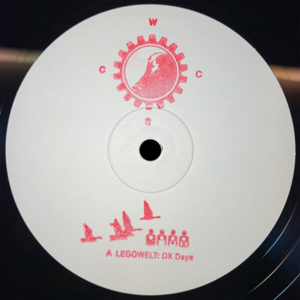 CWCS005re_1 DX Days / Bayville Cove