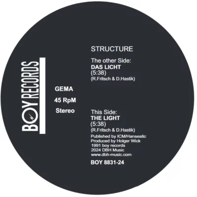BOY8831-24_1_600 Das Licht