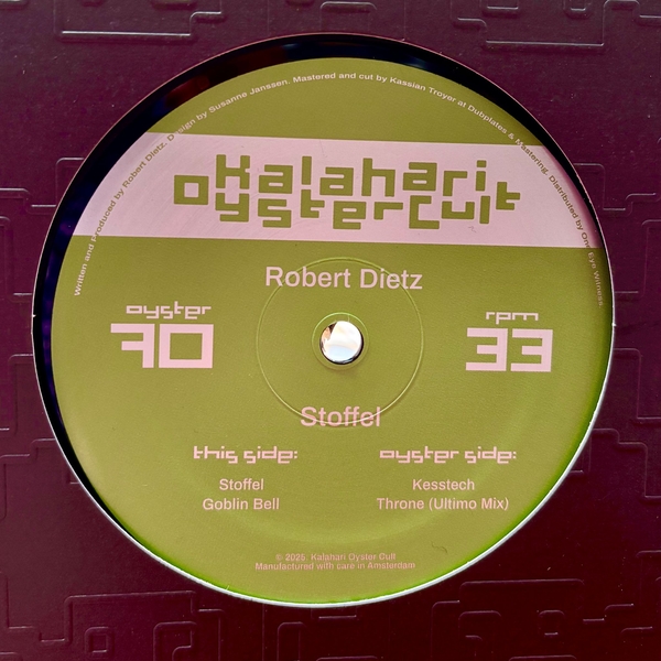 OYSTER70_2_600 Stoffel