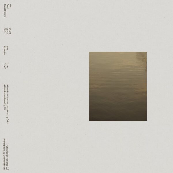 FB003_1_back Her