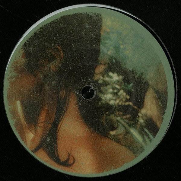 MISTRESS09_A Shadow Groove